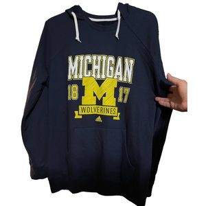 Womens U of Michigan hoodie
